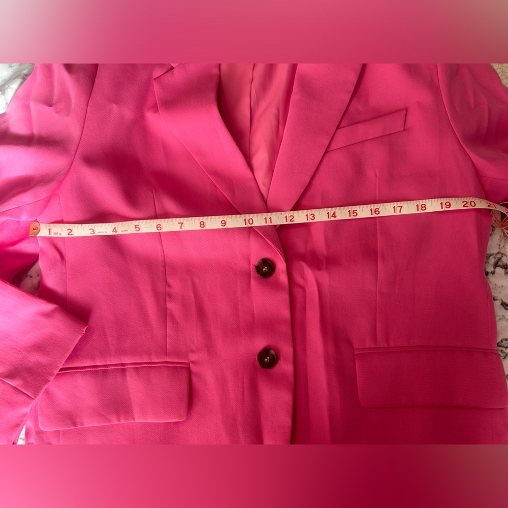 New H&M blazer - Picture 3 of 11